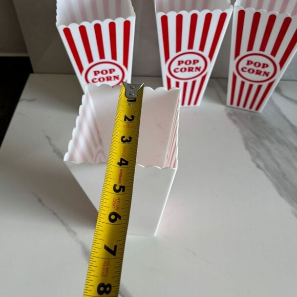 Generic 4 Piece Reusable Plastic Popcorn Cups Red White Stripe Size Large - Picture 3 of 4